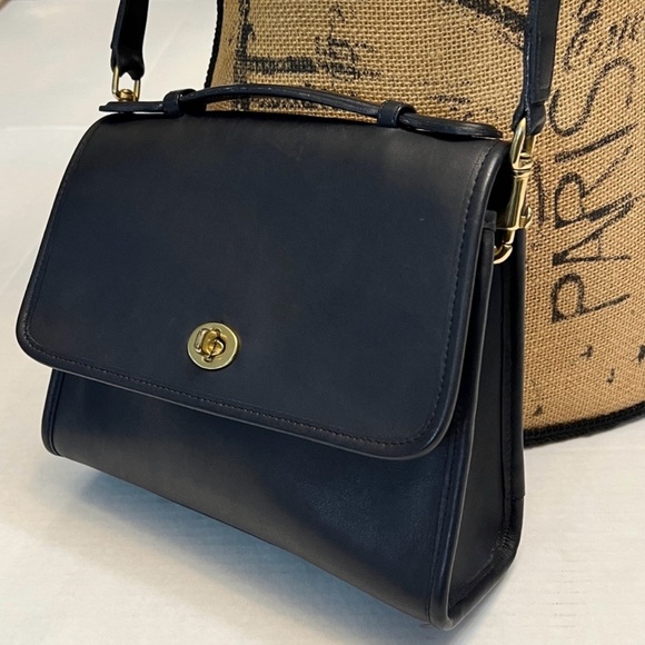 Coach Handbags - COACH VINTAGE COURT BAG CROSSBODY SATCHEL NAVY BLUE LEATHER 1229 MADE IN US